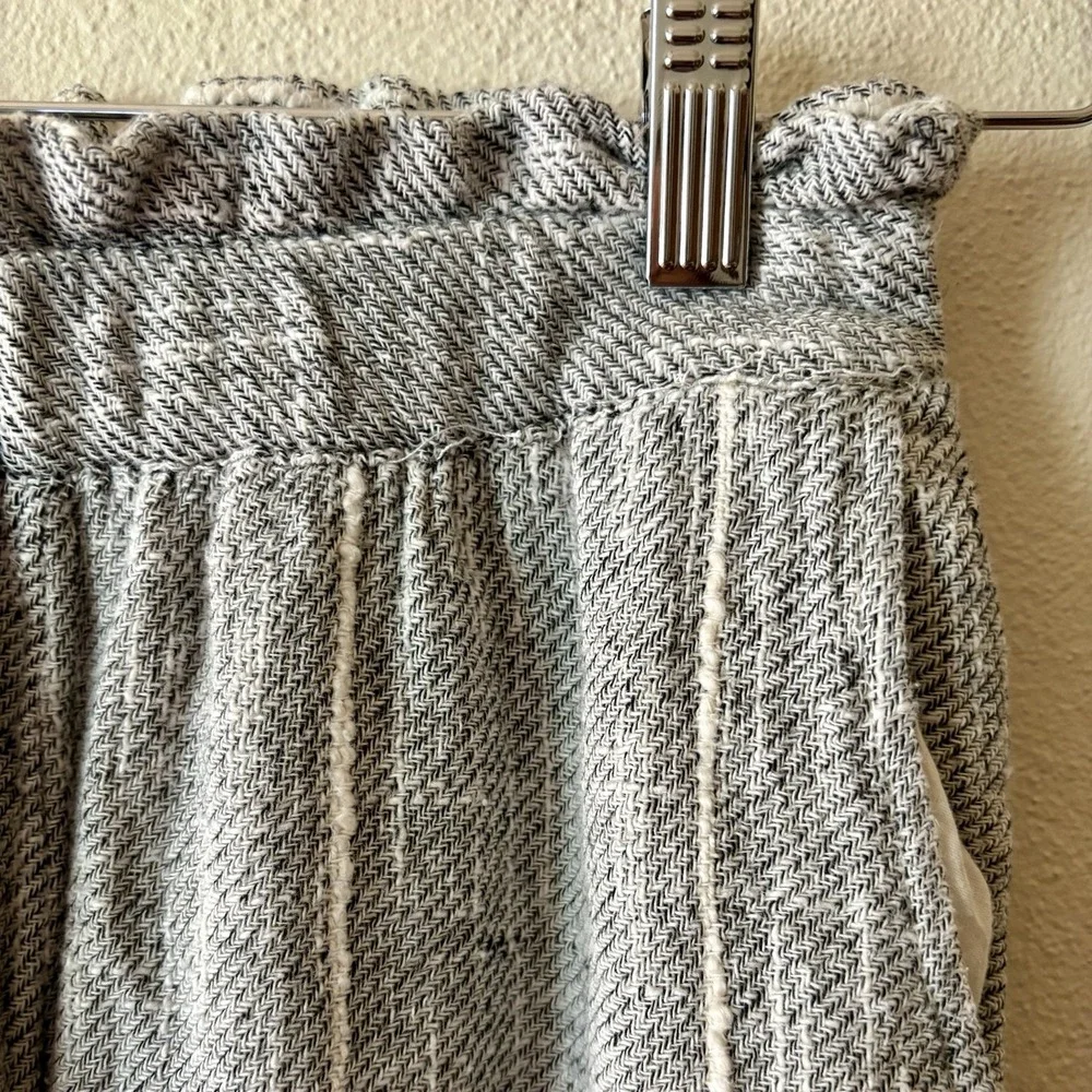 Free People Cotton Blend Gray Cropped‎ Pull On Pants